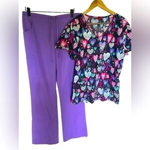 Dickies women’s scrub nurse heart design top and purple straight pant set Small